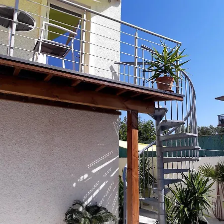 Le Transat 40m De La 公寓